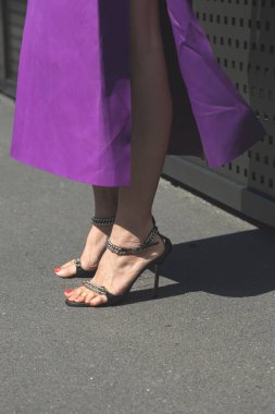 Ayrıntı ayakkabı Milan kadın moda haftası