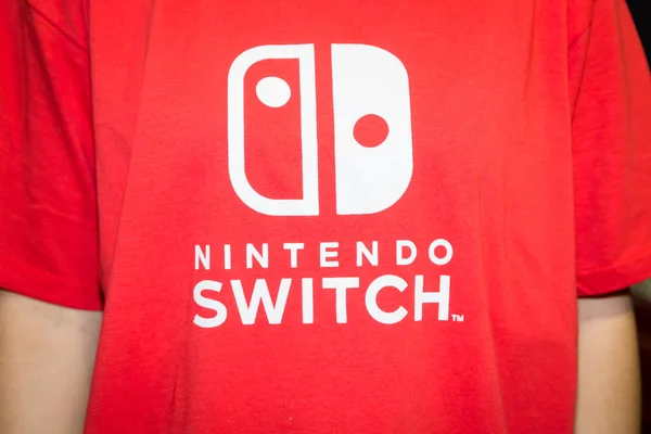 Nintendo anahtarı t-shirt, Oyunlar hafta 2017, Milano, İtalya — Stok fotoğraf