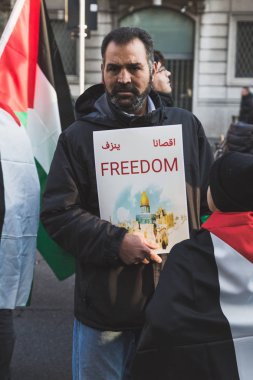 İsrail'in Jerusalem başkenti karşı protesto insanlar