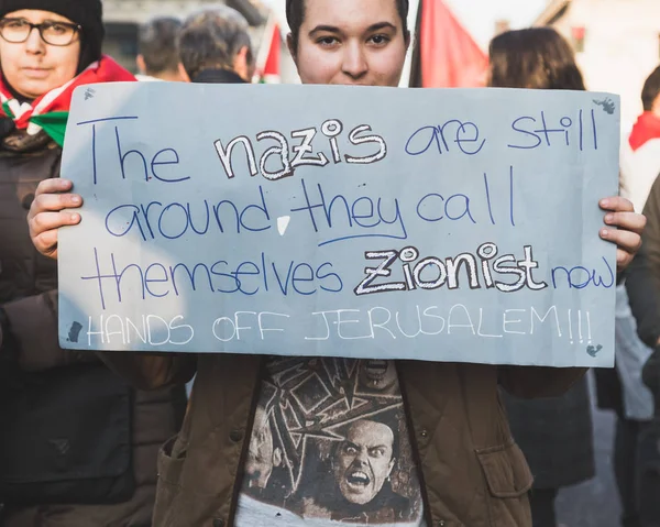 People protesting against Jerusalem capital of Israel — Stock Photo, Image