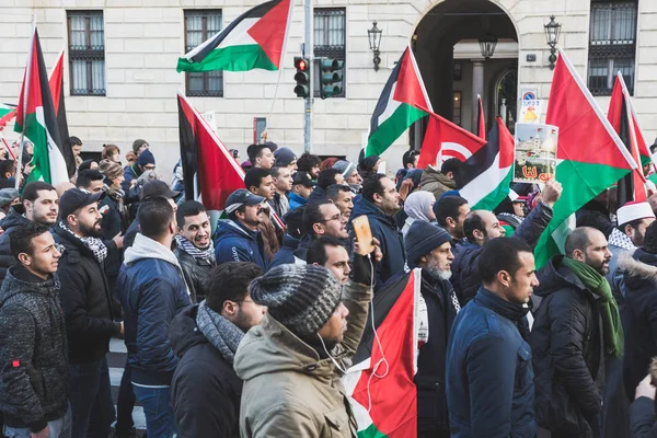 Jeruzsálem a fővárosa Izrael ellen tiltakozó embereknek — Stock Fotó