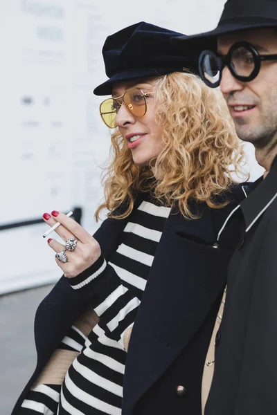 Fashionable people at Milan Men's Fashion Week — Stock Photo, Image