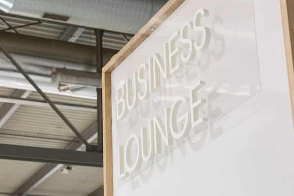 Business Lounge znak w Homi 2018 — Zdjęcie stockowe