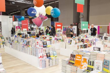 İnsanlar tempo di Libri 2018, Milano, İtalya ziyaret