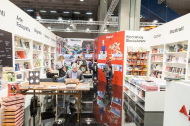 İnsanlar tempo di Libri 2018, Milano, İtalya ziyaret