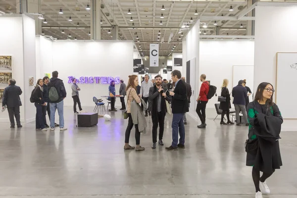 People visiting Miart 2018 in Milan, Italy — Stock Photo, Image