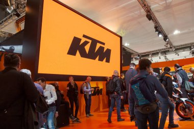 Eicma 2019 'u ziyaret edenler Milano, İtalya