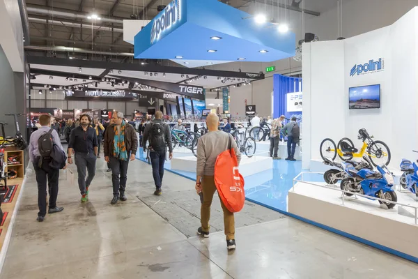 People visiting EICMA 2019 in Milan, Italy — Stock Photo, Image