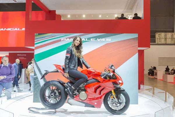 Motorbike on dispaly at EICMA 2019 in Milan, Italy — Stock Photo, Image