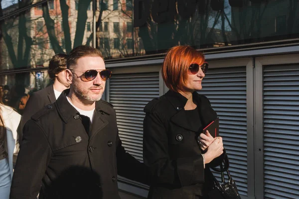 Fashionable people during Milan Men's Fashion Week — Stock Photo, Image