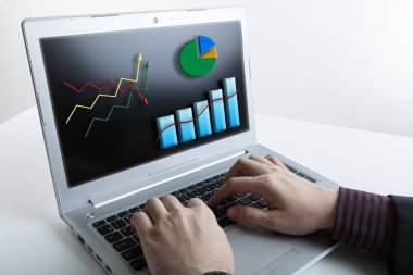 işadamı calculatio tahmini bir dizüstü analitik, çalışma