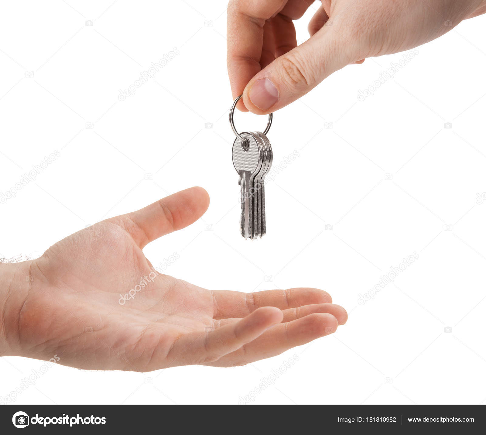 рука с ключами. ключи h s от квартиры. сон дали ключи от квартиры. сонник ключи. к чему снятся ключи.