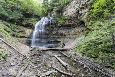 Tiffany Falls Hamilton Ontario Kanada yaz aylarında uzun pozlama fotoğraf.