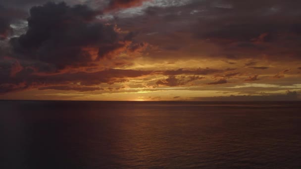 Vista Aérea Ascendente Pôr Sol Incrível Sobre Grand Turk Caribe — Vídeo de Stock