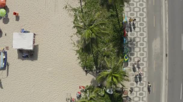 Luftaufnahme Eines Berühmten Mosaiks Auf Dem Bürgersteig Der Copacabana Rio — Stockvideo