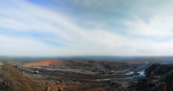 Timelapse tilt-shift quarry coal mining — Stock Footage Timelapse tilt-shift quarry coal mining Stock Video