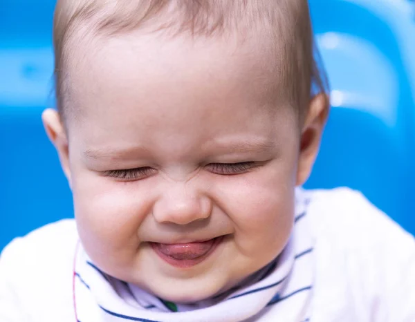 Porträt eines lächelnden Babys — Stockfoto