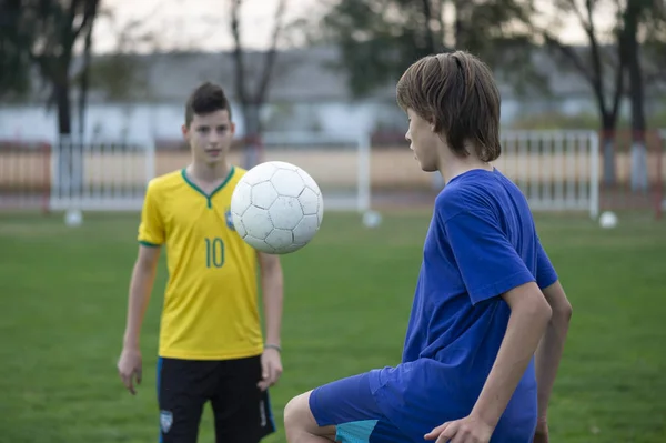 Young children players on the football — Stock Photo, Image