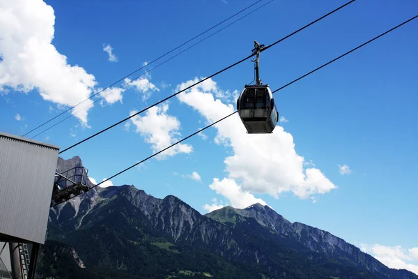 Výtah v švýcarských Alpách — Stock fotografie