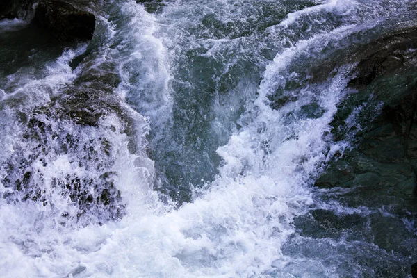 Cachoeira no rio Suíça — Fotografia de Stock