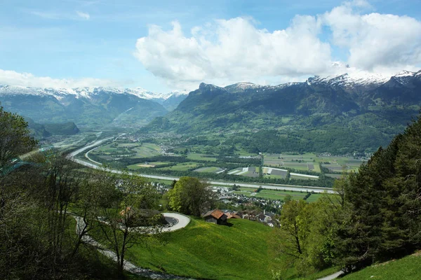 Krajina s švýcarských Alp — Stock fotografie
