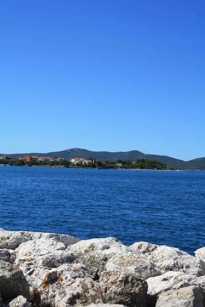 Adriyatik Denizi kıyısında 