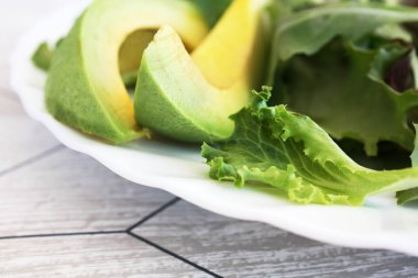 iki taraftan kalp taş