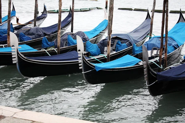 Гондола Венеции Италия — стоковое фото
