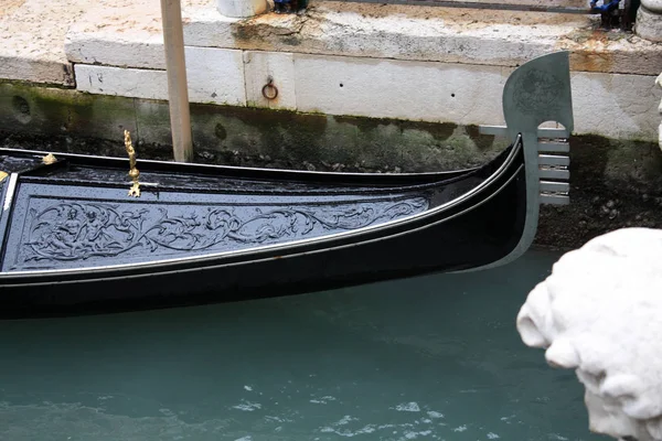 Γόνδολα Στο Νερό Ιταλία Βενετία — Φωτογραφία Αρχείου