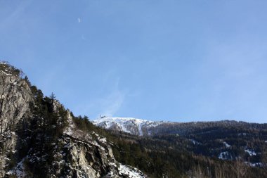 Kış kar ile Avusturya'da Alps