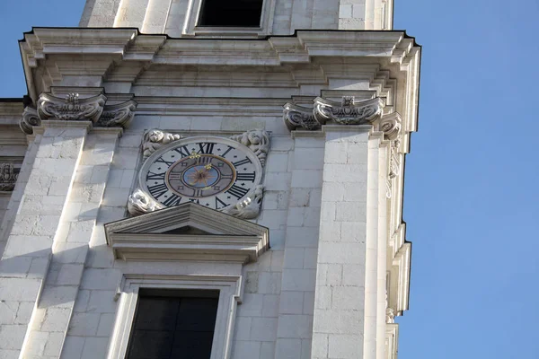 Salzburg Katedrali. Saint Rupert ve Saint Vergilius.