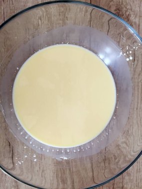 cam kase içinde pişirme krem