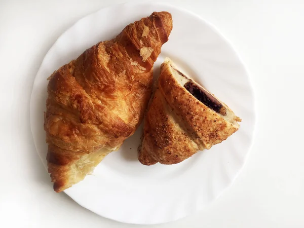 Croissant Com Nougat Chocolate — Fotografia de Stock