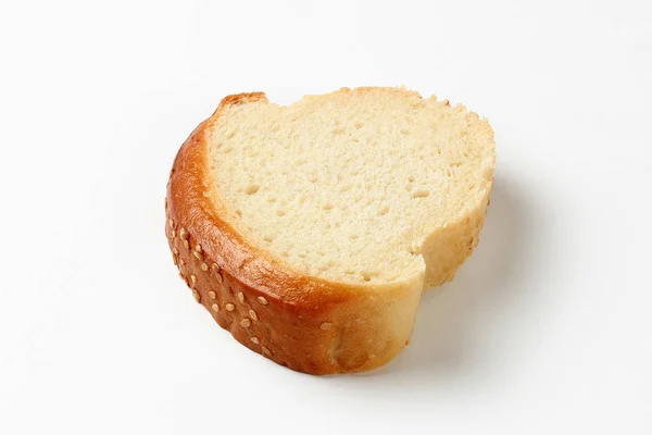 奶油与面包隔离的白色背景 — 图库照片