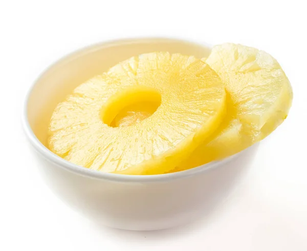 Ananas Frais Jaune Sur Fond Blanc — Photo