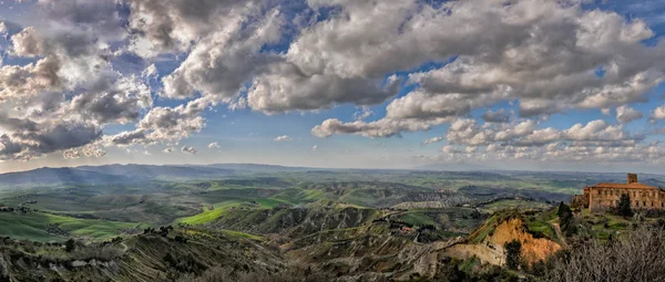 Toskánských kopcích kolem Florencie anténu pozorování krajiny — Stock fotografie