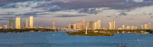 Miami Panorama krajiny panorama při západu slunce — Stock fotografie