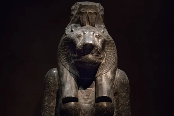 赛科麦特狮子 godddes 古埃及众神死的宗教象征石像 — 图库照片