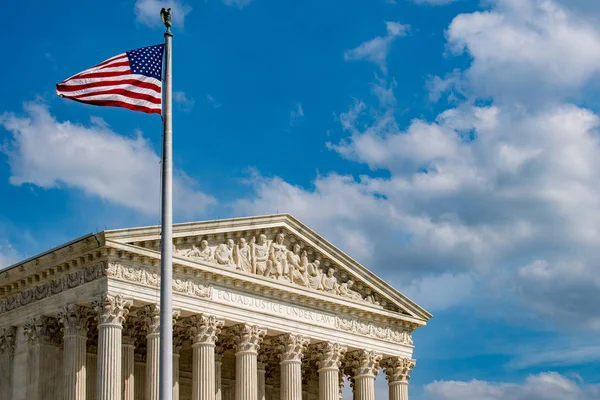 Details zum Gebäude des Obersten Gerichtshofs in Washington DC — Stockfoto