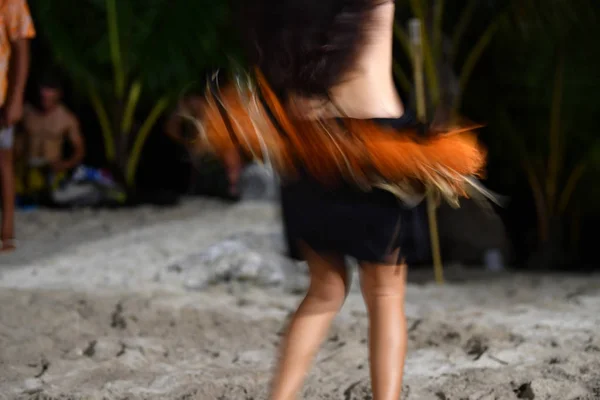 Polynesian dancer hula move effect — Stock Photo, Image