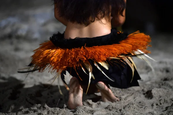 Polynesische Tänzerin Hula-Move-Effekt — Stockfoto