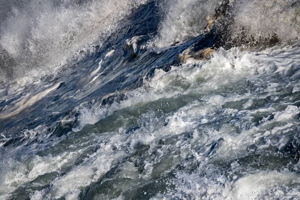 沿岸海嵐テンペスト ビッグ ウェーブの詳細 — ストック写真