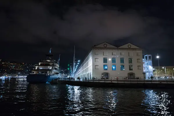 Genoa old harbor night view — Stock Photo, Image