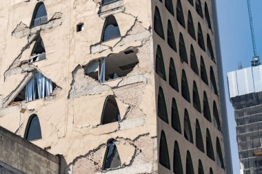Mexico City bina 2017 deprem sonrasında hasar