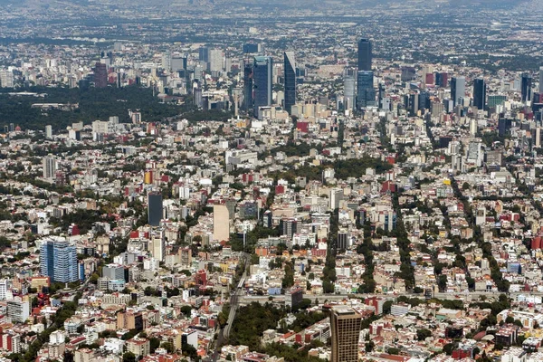 Vista aérea de la ciudad de México panorama del paisaje urbano — Foto de Stock