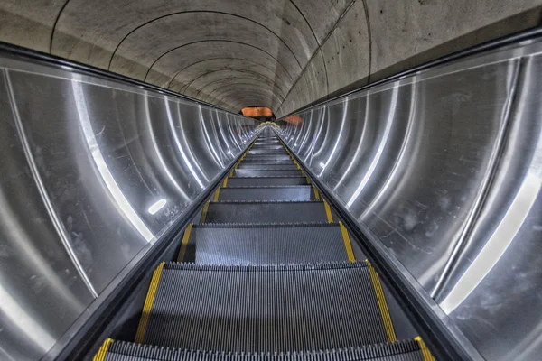 Washington DC Metro escada rolante — Fotografia de Stock