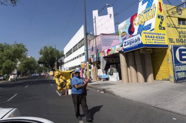 Mexico City, Meksika - 5 Kasım 2017 - insanlara Şehir Semt pazarı