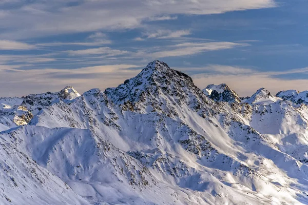 Parsenn 山瑞士阿尔卑斯冬天全景 — 图库照片