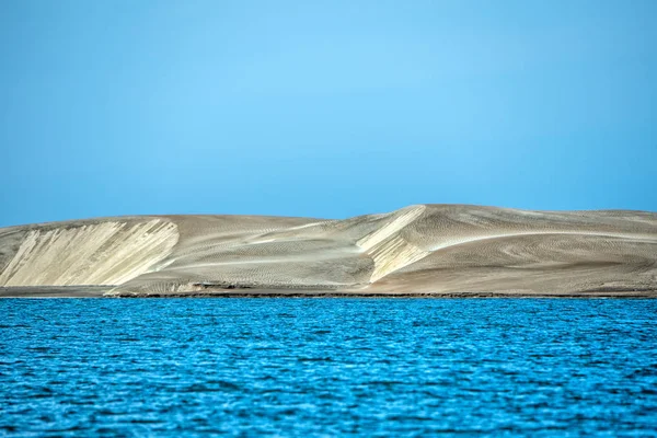 Dunas de arena de playa en California vista del paisaje Bahía Magdalena México —  Fotos de Stock