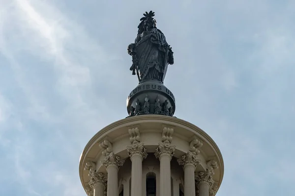 Статуя Капитолия Вашингтона и плюрибус унум — стоковое фото
